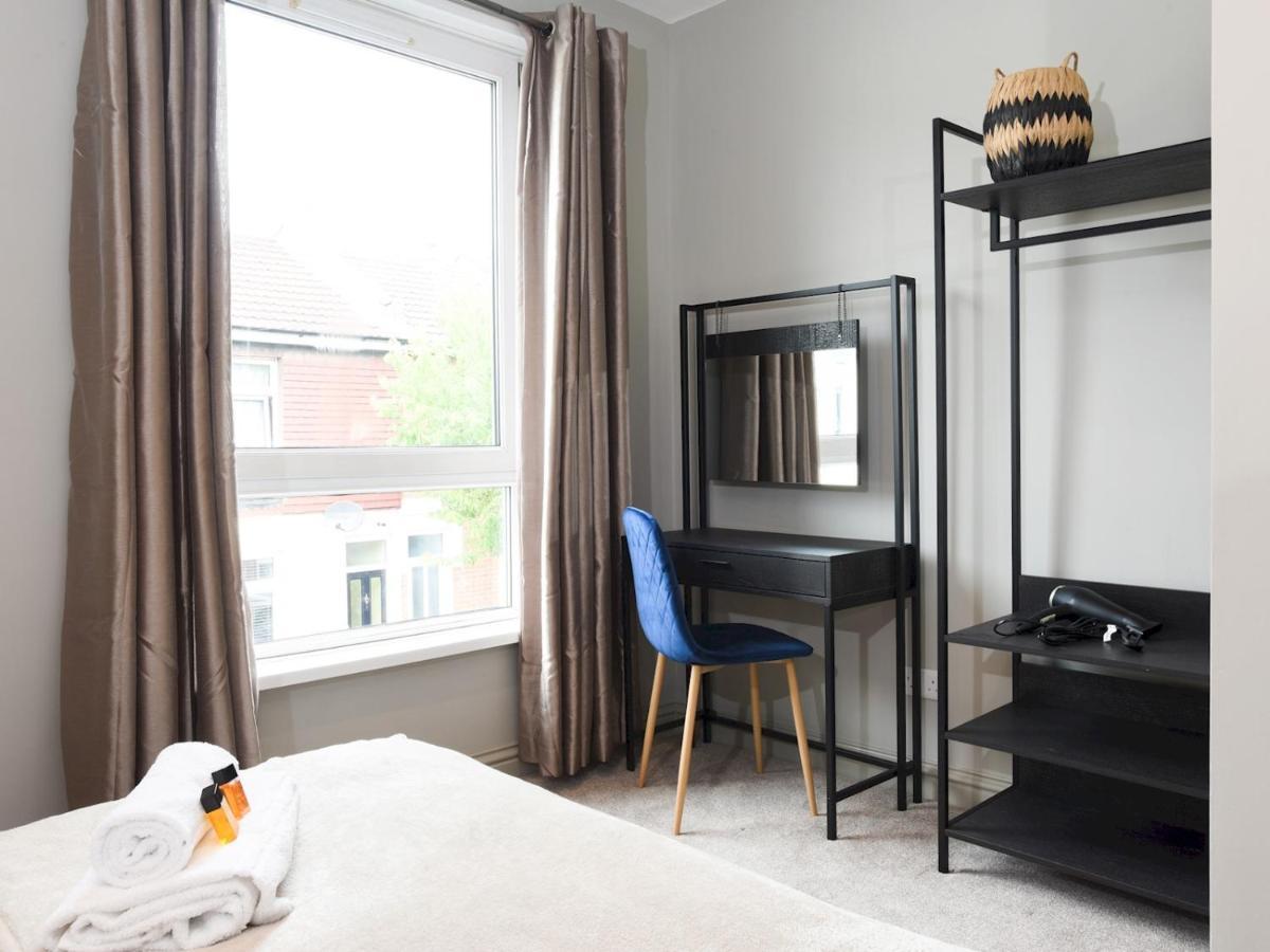 Pass The Keys Newly Refurbed 3Bed 2Bath House In Central Portsmouth Eksteriør bilde